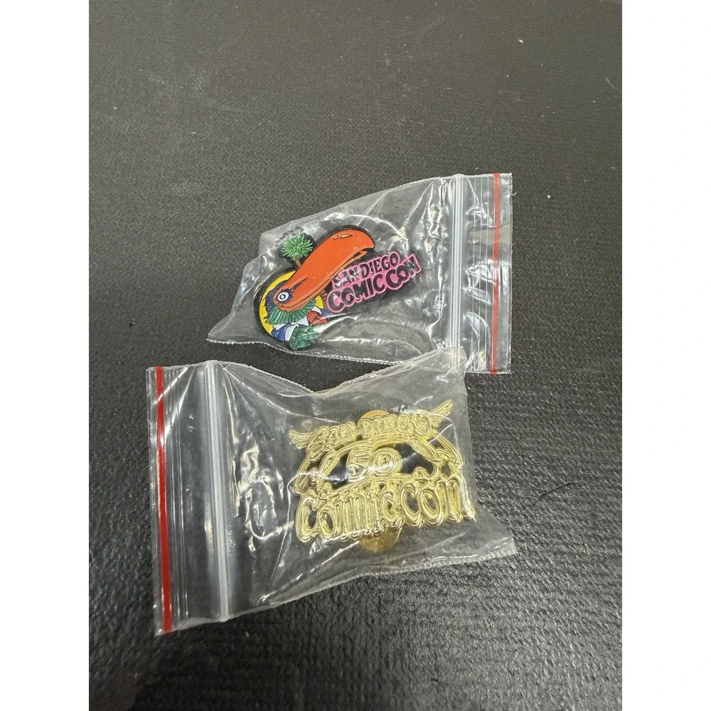 San Diego Comic Con Enamel Pins Unisex OS Gold SDCC 2019 50th Anniversary Lot 2